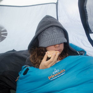 islandia spanie w namiocie